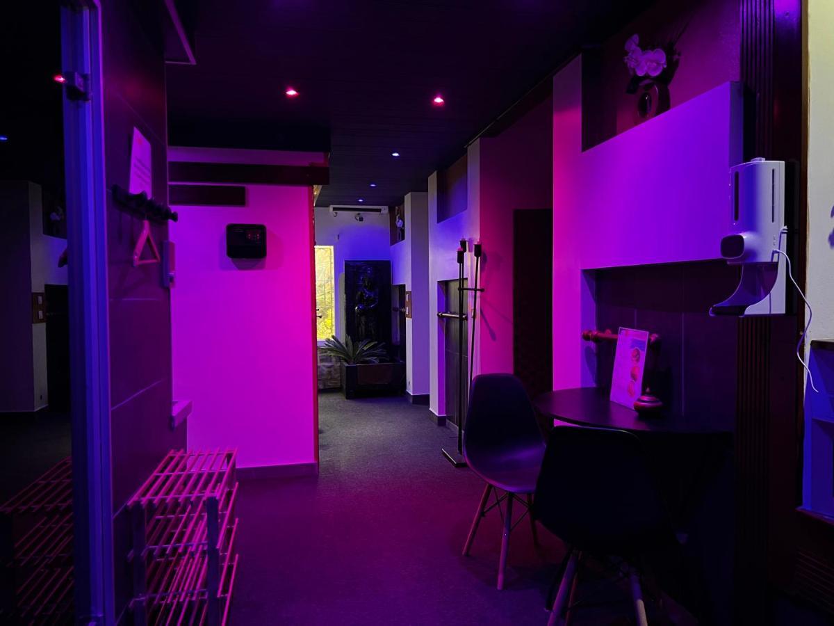 Mas La Farelle Chambre D'Hote,Fitness & Salle De Jeux Gratuite & Spa En Supplement 님 외부 사진